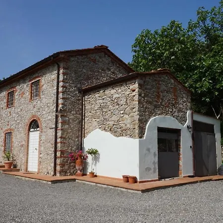 Agriturismo Le Vallilunghe Gasthof *